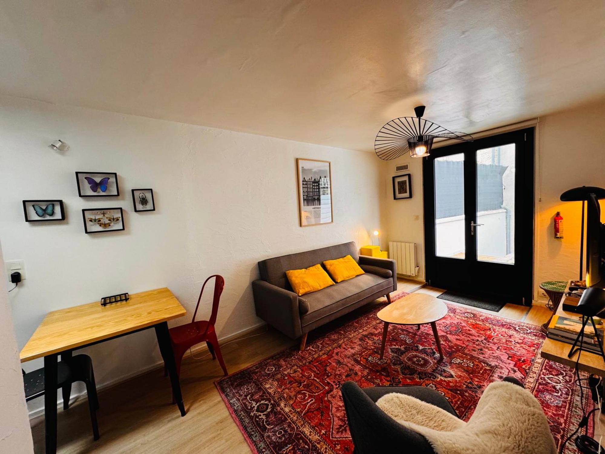 Appartement Le Petit Re, Hypercentre, Garage Prive, Terrasse à Niort Extérieur photo